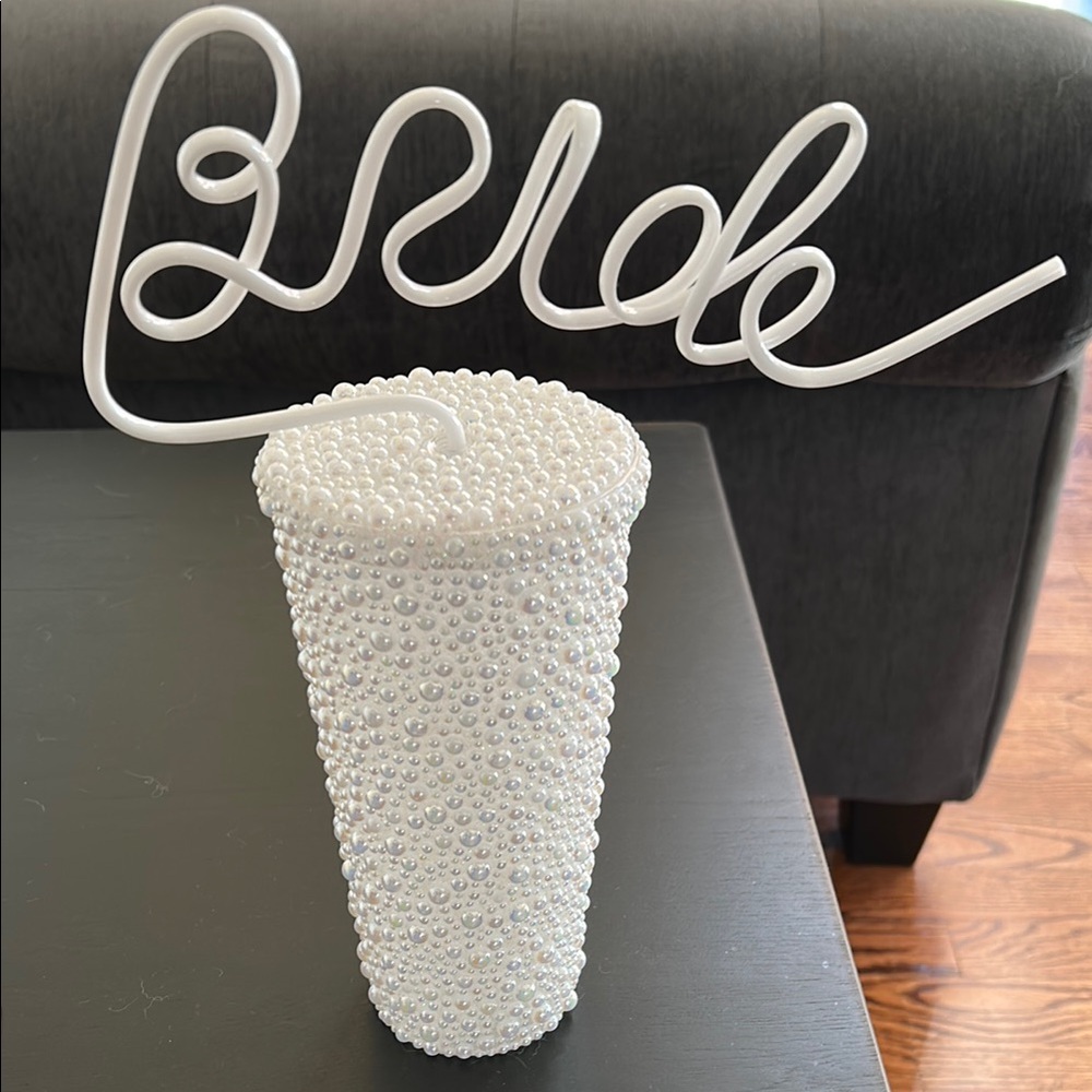 Pearl Embellished Bride Tumbler with Bride Straw